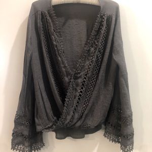 Gray FAB’RIK women’s blouse